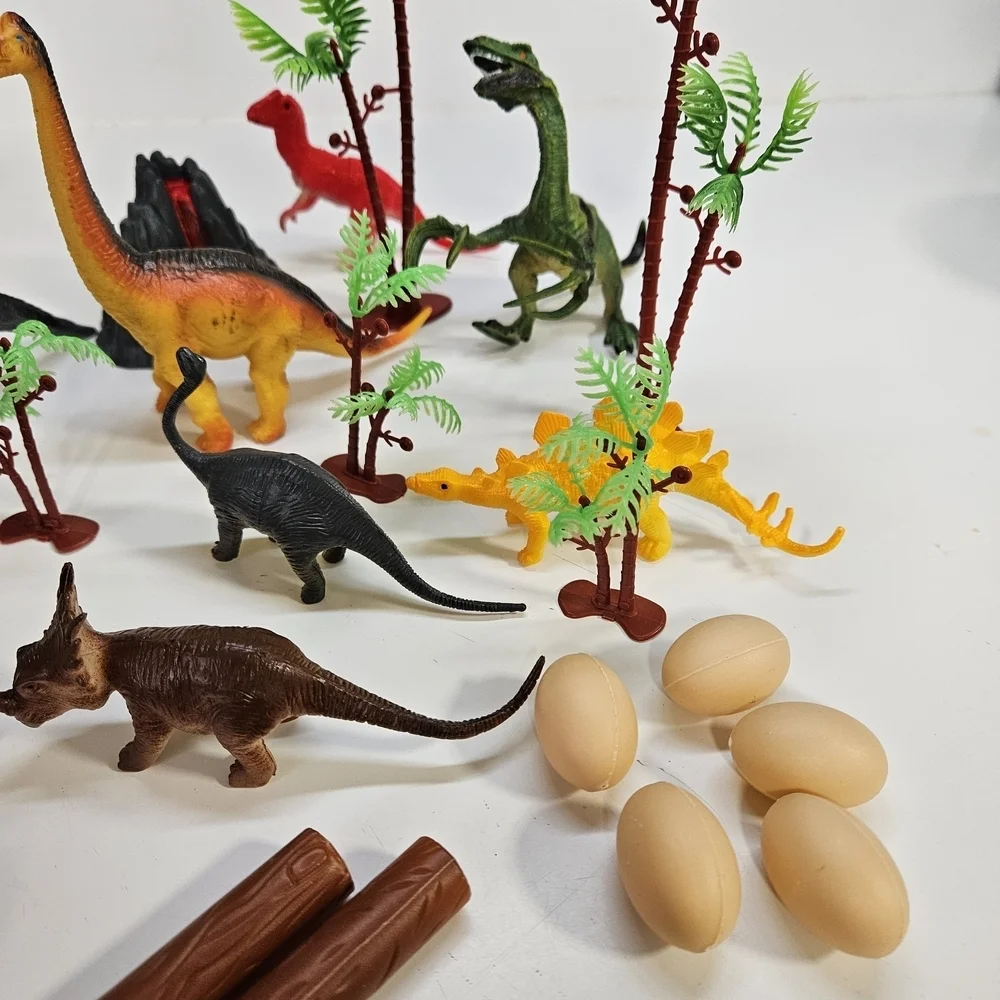 Dinosaur Figures Playset Velociraptor Brontosaurus Triceratops Trees Volcano